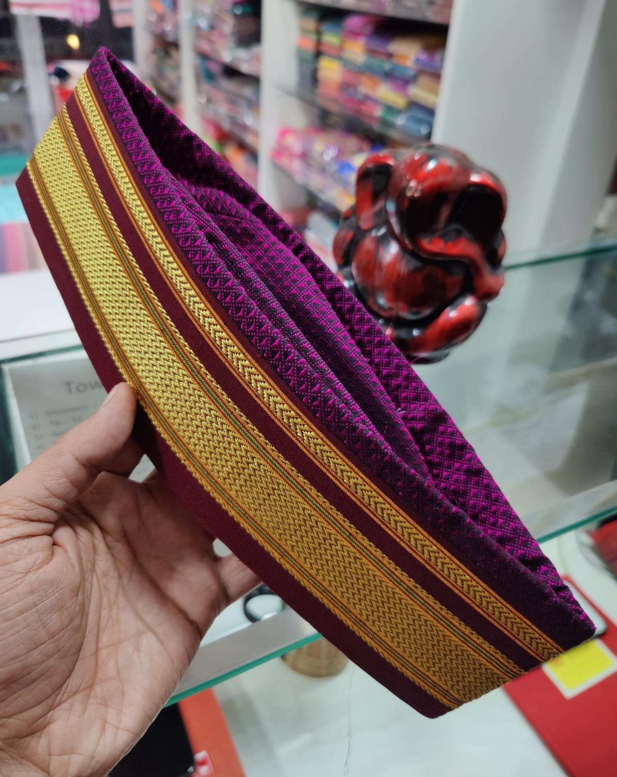 MEN'S PAITHANI CAP'S
