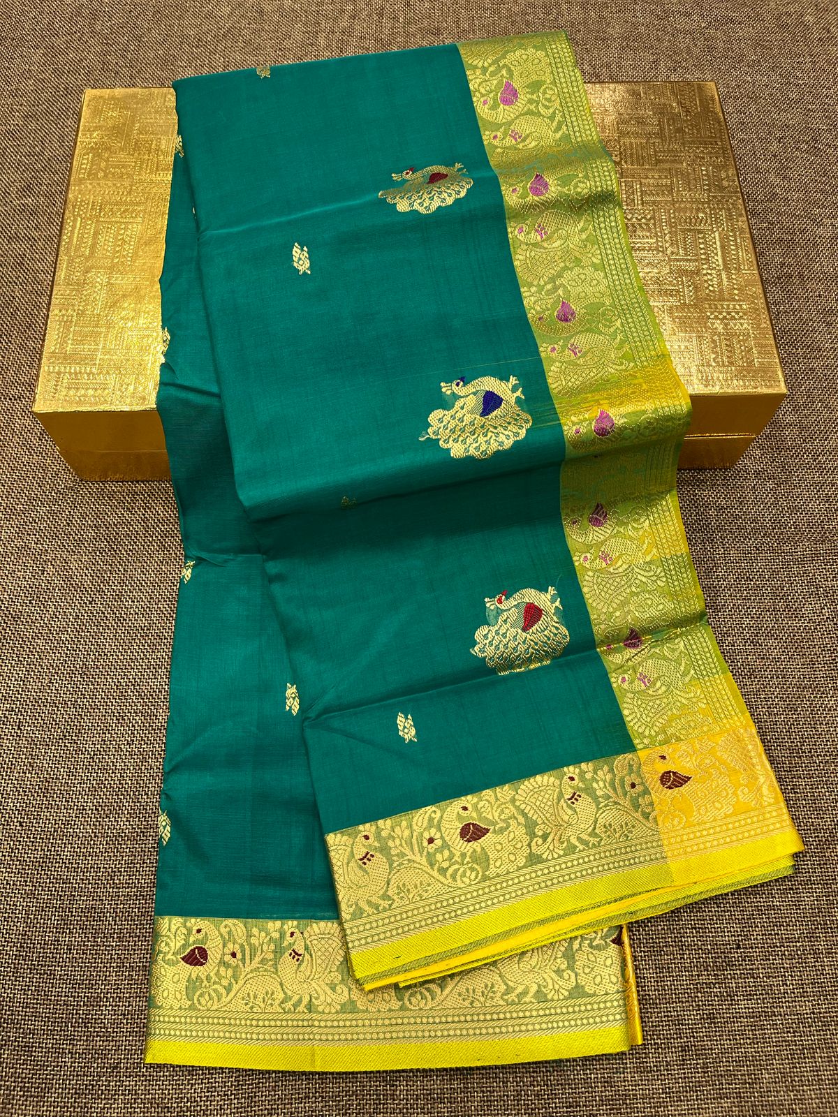 PESHWAI PAITHANI