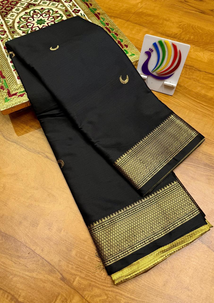 Kadiyal Chandrakor Paithani