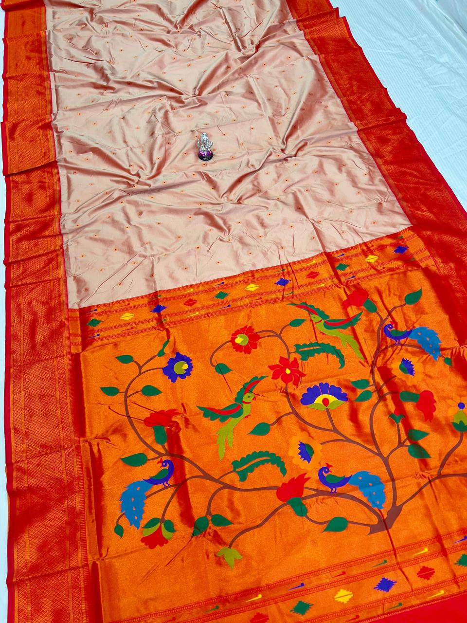 Kadiyal Paithani