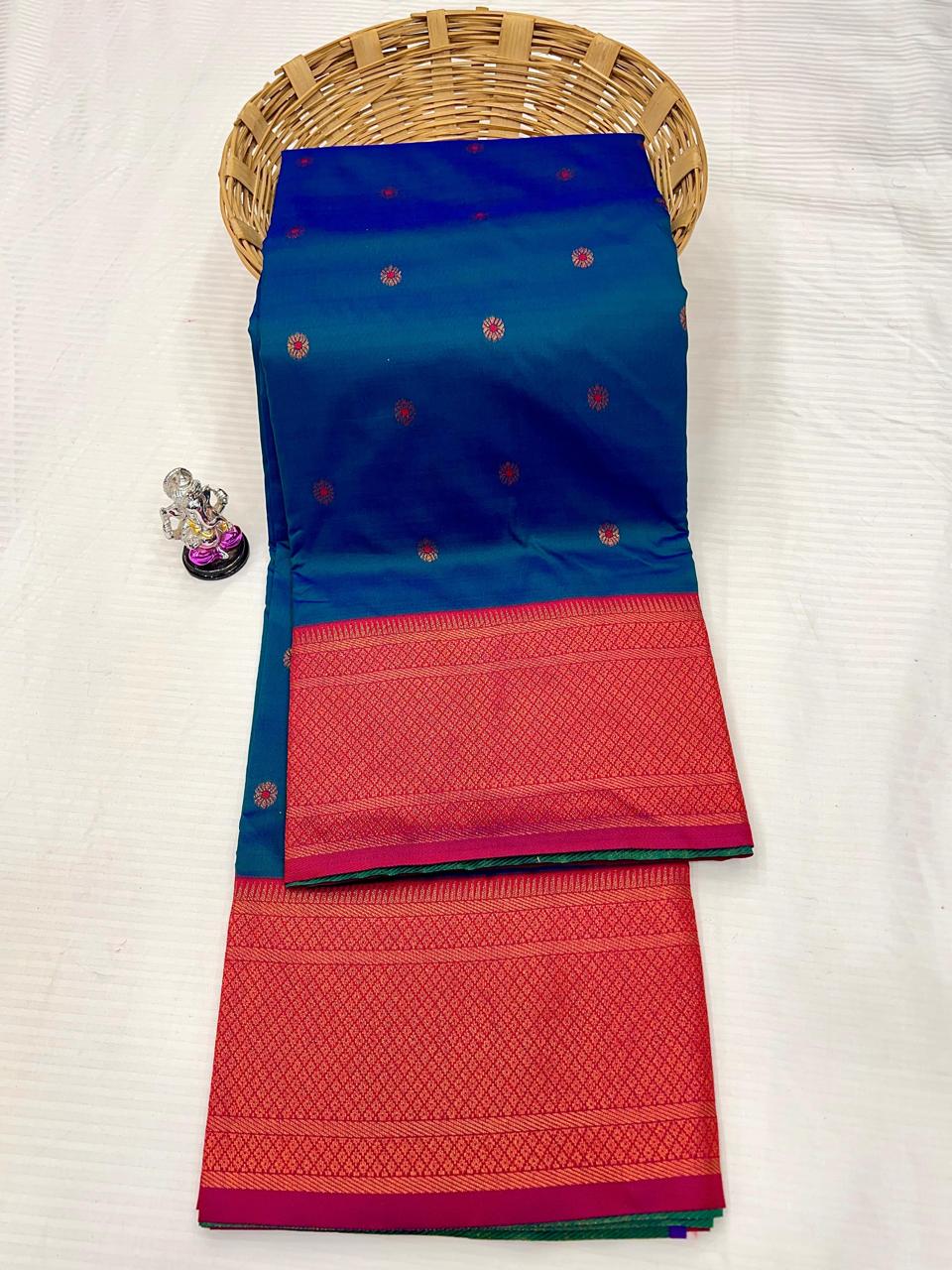 Kadiyal Paithani