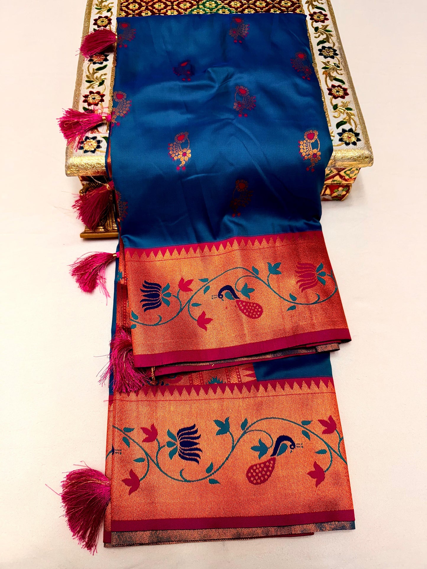 Pure Nath Paithani