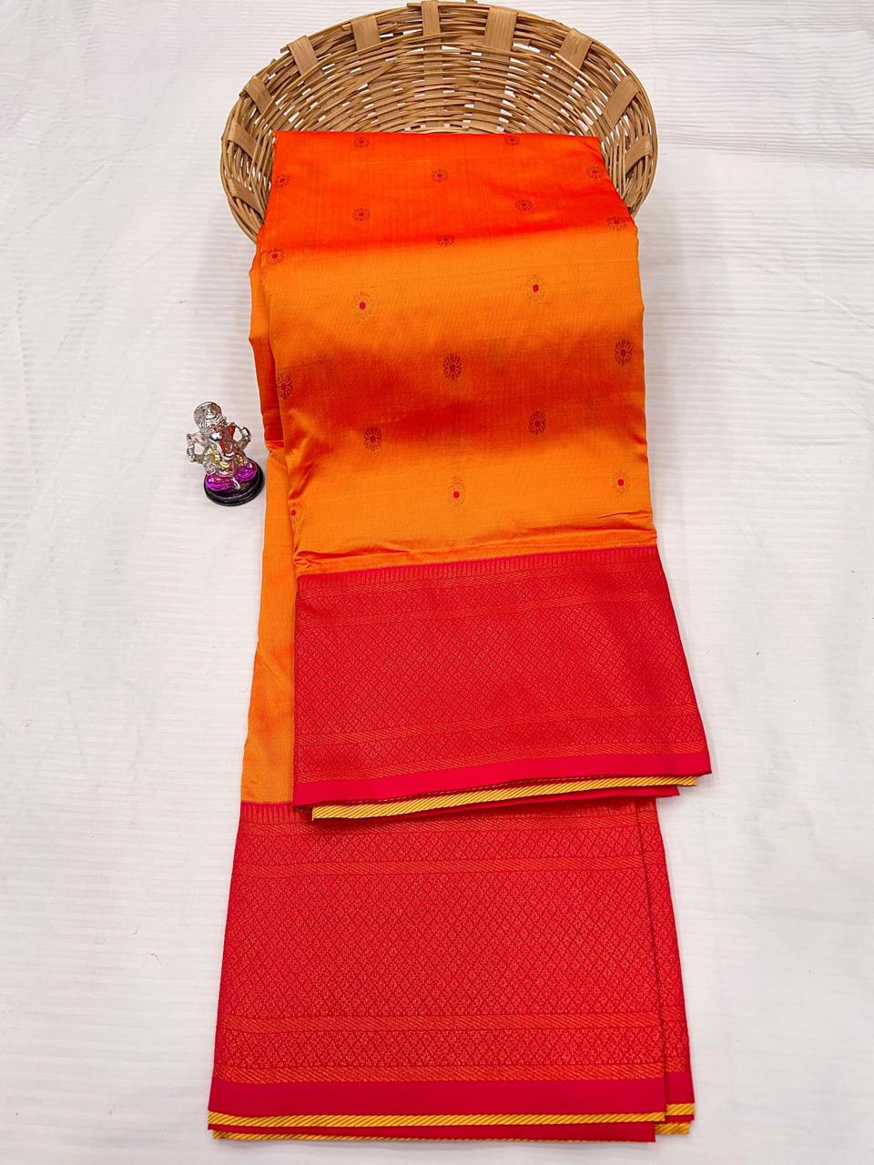 Kadiyal Paithani