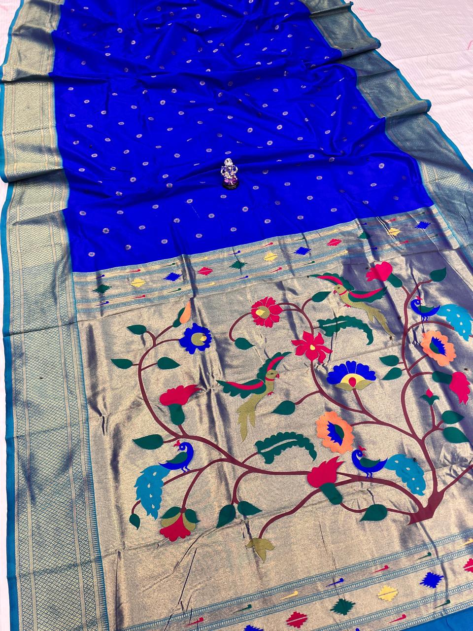 Kadiyal Paithani